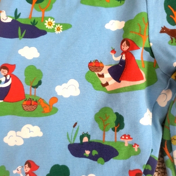 ♥️NWOT♥️ BODEN GIRLS LITTLE RED RIDING HOOD LEGGINGS - Picture 2 of 6